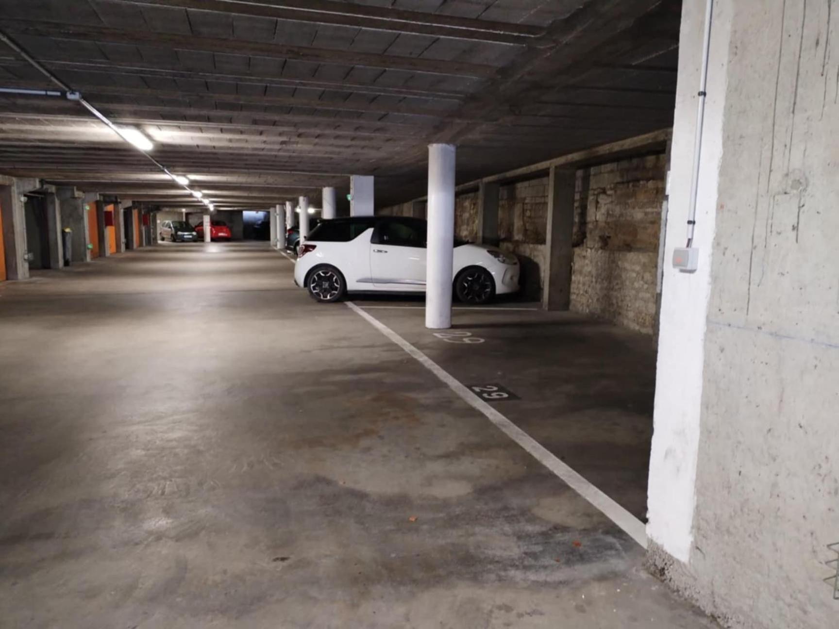 Appartement Centre Ville Avec Parking Privatif ディジョン エクステリア 写真